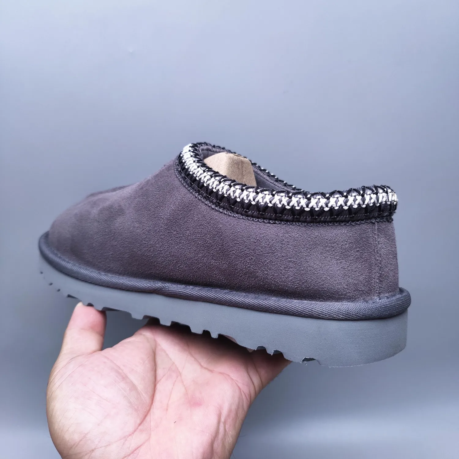 💰440 UGG sheepskin one-piece snow boots for women 5955 men's shoes 5950 one-legged home style for men and women Color: Maroon Black Sand Gray Chocolate Number: 35-45